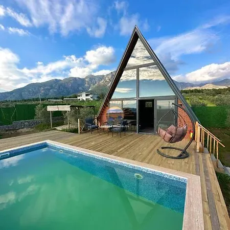 4 Kisilik Mustakil Havuzlu, Sunset Bungalov 1 Villa Muğla