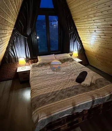 4 Kisilik Mustakil Havuzlu, Sunset Bungalov 1 Villa *
